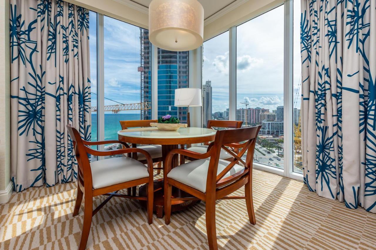 מיאמי ביץ' Hotel International Beach Tump Resort Ocean View 1100 Sf 1 Bed 1Bth Privately Owned Sunny Isles מראה חיצוני תמונה