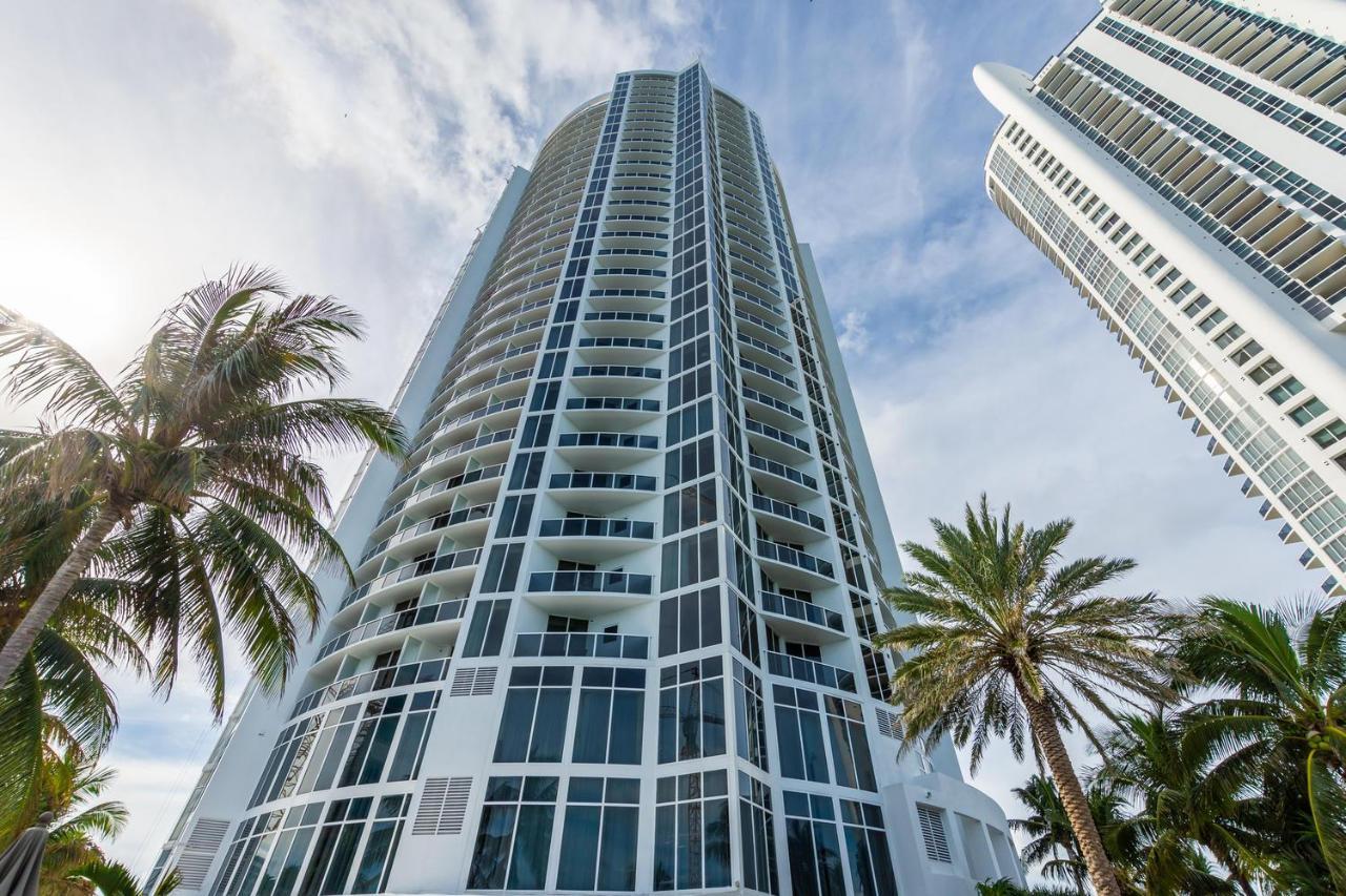 מיאמי ביץ' Hotel International Beach Tump Resort Ocean View 1100 Sf 1 Bed 1Bth Privately Owned Sunny Isles מראה חיצוני תמונה